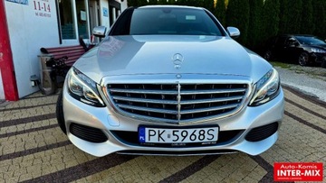 Mercedes Klasa C W205 2016 Mercedes-Benz Klasa C Mercedes-Benz C 300 4 MATIC 2.0 Benzyna 245KM, zdjęcie 6