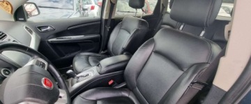 Fiat Freemont 2013 Fiat Freemont 2013r, 2.0 DIESEL. 4x4. 7 osob. Lekko uszk przod i prawy tyl, zdjęcie 6