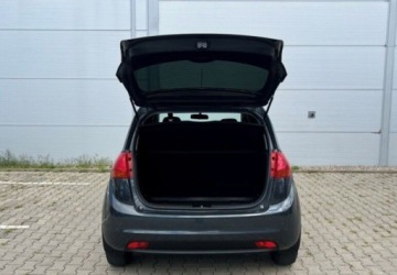 Kia Venga Mikrovan Facelifting 1,6 DOHC CVVT  125KM 2019 Kia Venga 1.6 125km Salon PL M 1.6 Benzyna 125KM, zdjęcie 24