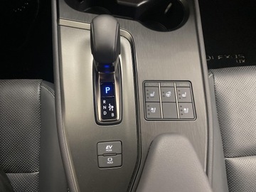 Lexus UX 2025 Lexus UX 300h Omotenashi Lexus UX 300h Omotenashi,, zdjęcie 13