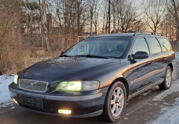 Volvo V70 II 2.4 140KM 2002 Volvo V70 Volvo V70 2.4 Benzyna 140KM, zdjęcie 2