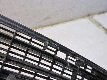РЕШЕТКА ВПУСКА КАПОТА MERCEDES W203 LIFT 2038800205