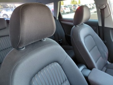 Audi A4 B8 Avant 2.0 TDI 143KM 2011 Audi A4 Avant Klimatronik Alu PDC Komputer Tempomat 2.0 Diesel 143KM, zdjęcie 13