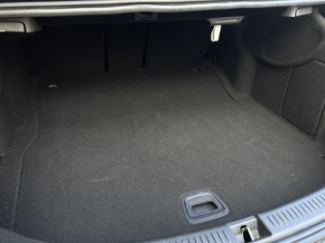 Mercedes Klasa E W213 Limuzyna Facelifting 2.0 220d 200KM 2023 Mercedes-Benz E 220 AMG Line/4Matic/Highbeam/MBUX/, zdjęcie 9