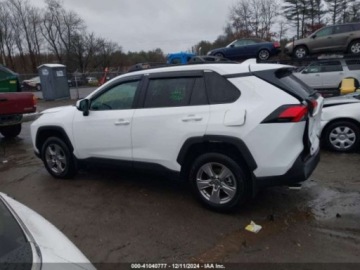 Toyota 2024 Toyota RAV4 2024 Toyota RAV4 XLE AWD (Natl) 2.5 Benzyna 203KM, zdjęcie 12