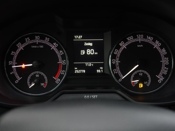 Skoda Octavia III Kombi Facelifting 1.6 TDI 115KM 2017 Skoda Octavia 1.6 TDI, Salon Polska, Klima, zdjęcie 10