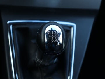 Toyota Corolla Verso E120 2.2 D-4D 177KM 2006 Toyota Corolla Verso 2.2 D-4D, 174 KM, 7 miejsc, zdjęcie 18