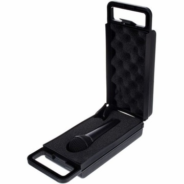 Динамический микрофон Behringer XM8500.