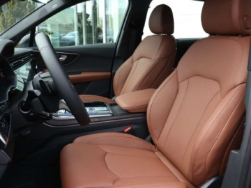 Audi Q7 II 2026 AUDI Q7 55 TFSI e quattro S Line Suv 3.0 (394KM) 2026, zdjęcie 3