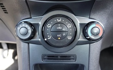 Ford Fiesta VII Hatchback 3d Facelifting 1.25 82KM 2015 Ford Fiesta Bezwypadkowy Serwisowany 1-Wlasciciel Kliamtyzacja 1.25 Benzyn, zdjęcie 21