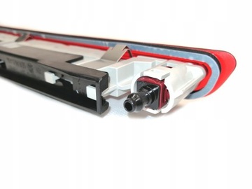 Стоп-сигнал OCTAVIA 3 III COMBI 5E9945097C