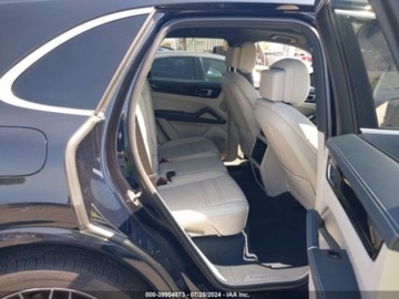 Porsche Cayenne III 2021 Porsche Cayenne 2021r, 3.0L, AWD 3.0 Benzyna 335KM, zdjęcie 11