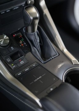 Lexus NX I SUV Facelifting 300 238KM 2018 Lexus NX 300 Elegance AWD 2.0 Benzyna 238KM, zdjęcie 8