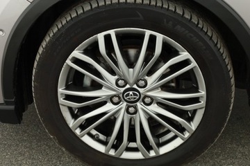 Toyota C-HR I Crossover Facelifting 1.8 Hybrid 122KM 2021 Toyota C-HR 1.8 Hybrid, Salon Polska, zdjęcie 11