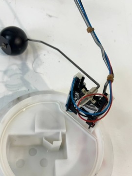 Датчик уровня топлива Audi A4 S4 B8 8K 8K0 201 317