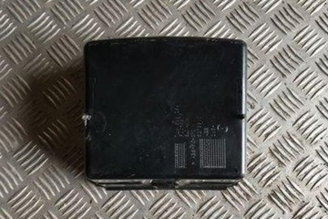 LOKETNÍ OPĚRKA VW TOUAREG (7LA 7L6, 7L7) 7L6863284 2.5L DIESEL 128KW 2004