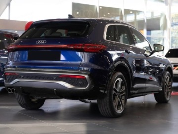 Audi Q5 II SUV Facelifting 2.0 40 TDI 204KM 2026 AUDI Q5 TDI quattro S line Suv 2.0 (204 KM) 2026, zdjęcie 1