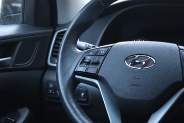 Hyundai Tucson III SUV 1.6 GDI 132KM 2016 Hyundai Tucson 1.6 GDI, Salon Polska, zdjęcie 16