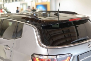 Jeep Compass II SUV 1.4 MultiAir 140KM 2019 Jeep Compass 1.4 TMair Night Eagle FWD SS 1.4 Benzyna 140KM, zdjęcie 24