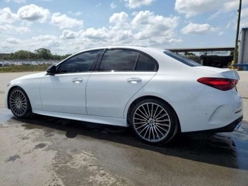 Mercedes 2022 Mercedes-Benz Klasa C 2022, 2.0L, 4x4, od ubezpieczalni 2.0 Benzyna 255KM, zdjęcie 5