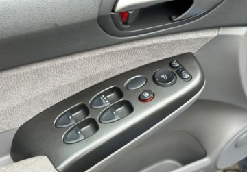 Honda Civic VIII 2007 Honda Civic 110KM Hybrid CLIMATRONIC Bezwypadkowy Serwis Dla Wymagajacy, zdjęcie 27