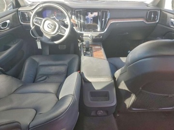 Volvo S60 III 2024 Volvo S60 Plus 2024 2.0L 2.0 Benzyna 247KM, zdjęcie 8