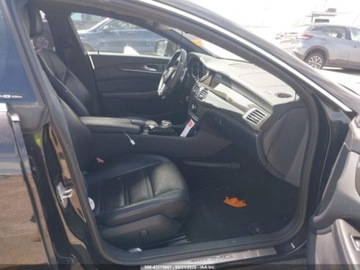 Mercedes CLS W218 2012 Mercedes-Benz CLS 63 AMG 2012 5.5l 5.5 Benzyna 518KM, zdjęcie 9