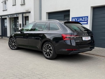 Skoda Superb III Kombi Facelifting 2.0 TDI SCR 150KM 2022 SKODA SUPERB 2.0 TDI DSG 150 KM, NETTO: 81.220 ZŁ + VAT, zdjęcie 3