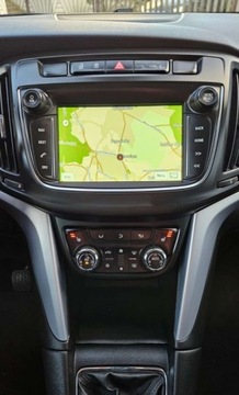 Opel Zafira C Tourer Facelifting 1.4 Turbo 140KM 2017 Opel Zafira 7-osob Navigacja Grzane Fotele i Kierownica Klimatronic 2017, zdjęcie 24