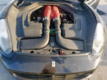 Ferrari California 2013 Ferrari California 2013 Ferrari California 4.3 Benzyna 483KM, zdjęcie 10