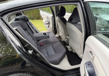 Honda Insight 2010 Honda Insight 102KM Hybrid CLIMATRONIC Bezwypadkowy Serwis Dla Wymagajacy, zdjęcie 24