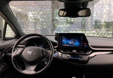 Toyota C-HR I Crossover 1.8 Hybrid 122KM 2018 Toyota C-HR CHR 1.8 Hybrid Prestige Kamera cofania Toyota Mikolajczak, zdjęcie 4