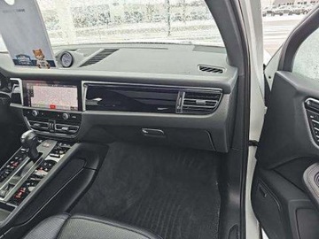 Porsche Macan 2024 Porsche Macan 2024r 2.0 Benzyna 261KM, zdjęcie 7