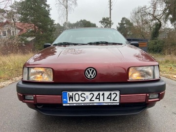 Volkswagen Passat B3 Sedan 2.0 115KM 1990 Volkswagen Passat Volkswagen Passat B3 Automat Sedan Welur Bordo Super Sta, zdjęcie 2
