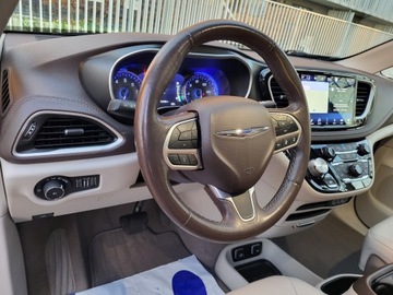 Chrysler Pacifica II 3.6 V6 291KM 2021 chrysler pacifica Touring L, Automat, Dokumentacja 7 Miejsc,2,xKlucz, zdjęcie 7