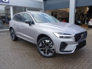 Volvo XC60 II 2026 VOLVO XC60 B5 B AWD Ultra Dark Suv 2.0 (250KM) 2026, zdjęcie 2