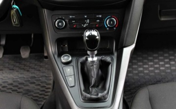 Ford Focus III Kombi Facelifting 1.5 TDCi 120KM 2015 Ford Focus 1.5D Nawigacja Alufelgi Tempomat Hak Gwarancja 1 rok, zdjęcie 19