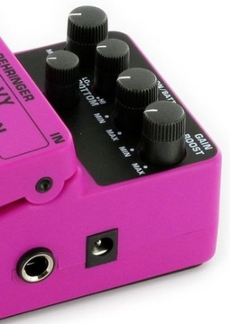 Гитарный эффект Behringer HD300