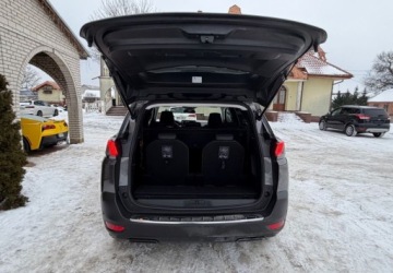 Peugeot 5008 II Crossover Facelifting 1.5 BlueHDi 130KM 2021 Peugeot 5008 7 osobowy 1.5 Diesel 130KM, zdjęcie 15