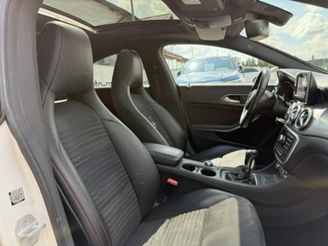 Mercedes CLA C117 Coupe 1.6 180 122KM 2014 Mercedes CLA 180 AMG-Line*Panorama*, zdjęcie 13