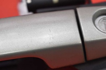 KLIKA LEVÝ PŘEDNÍ 6T1 242303 TOYOTA AVENSIS T25 02-06