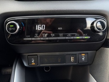 Toyota 2022 Toyota Yaris 1.5 Hybryda 116KM Automat Kamera Aktywny Tempomat 1.5, zdjęcie 22