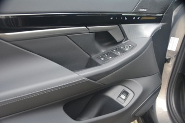 BMW Seria 5 G90-91 Sedan Plug-In 2.0 30e 299KM 2024 BMW 530e Sedan BMW Bońkowscy, zdjęcie 11