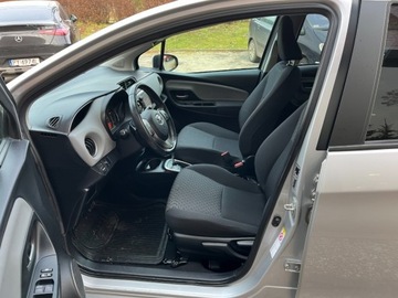 Toyota Yaris III Hatchback 5d Facelifting 1.33 Dual VVT-i 99KM 2015 Toyota Yaris 1.3 benzyna 99 KM automat zarej w PL zadbany mozliwa zam, zdjęcie 8