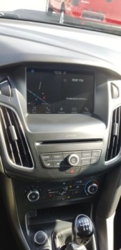Ford Focus III Kombi Facelifting 1.0 EcoBoost 125KM 2016 Ford Focus navi , ladny , zadbany,nowy rozrzad w aso ford,bezwypadek 125KM, zdjęcie 15