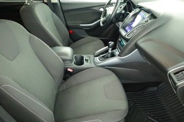 Ford Focus III Kombi 1.0 EcoBoost 125KM 2012 Ford Focus 1.0 EcoBoost, Xenon, Klima, zdjęcie 6