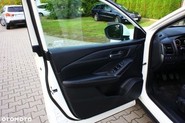 Nissan Qashqai III Crossover 1.3 DIG-T MHEV 140KM 2022 Nissan Qashqai Nissan Qashqai 1.3 DIG-T N-Connecta EU6d 1.3 Benzyna 140KM, zdjęcie 29