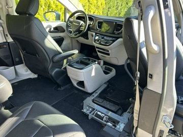 Chrysler Pacifica II 3.6 V6 291KM 2019 Chrysler Pacifica Możliwość przewozu, zdjęcie 16