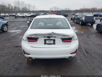 BMW Seria 3 G20-G21 2022 BMW Seria 3 330i xDrive 2022 2.0 Benzyna 255KM, zdjęcie 4