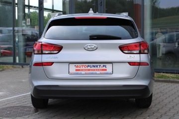 Hyundai i30 III Wagon Facelifting 1.5 DPI 110KM 2022 HYUNDAI i30 CLASSIC PLUS, zdjęcie 6